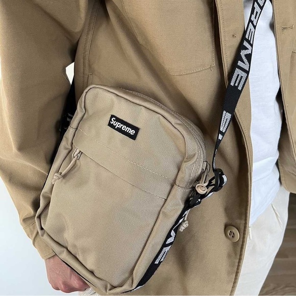 NWT Unisex Supreme Logo Strap Canvas Shoulder Bag In Sandy Tan 7” X 8.5” X 1.6” - Picture 6 of 15